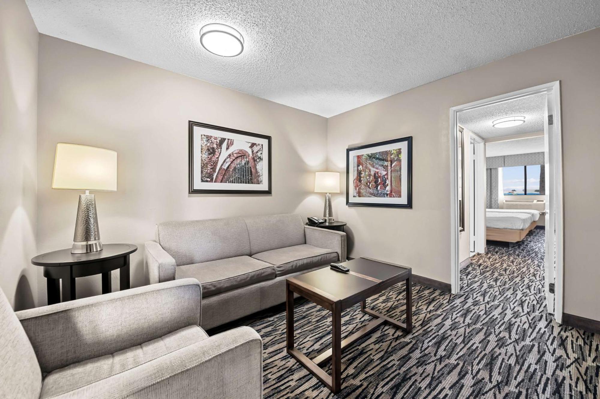 Best Western Los Alamitos Inn & Suites Екстериор снимка