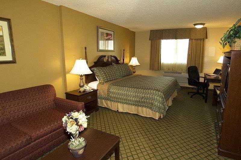 Best Western Los Alamitos Inn & Suites Екстериор снимка